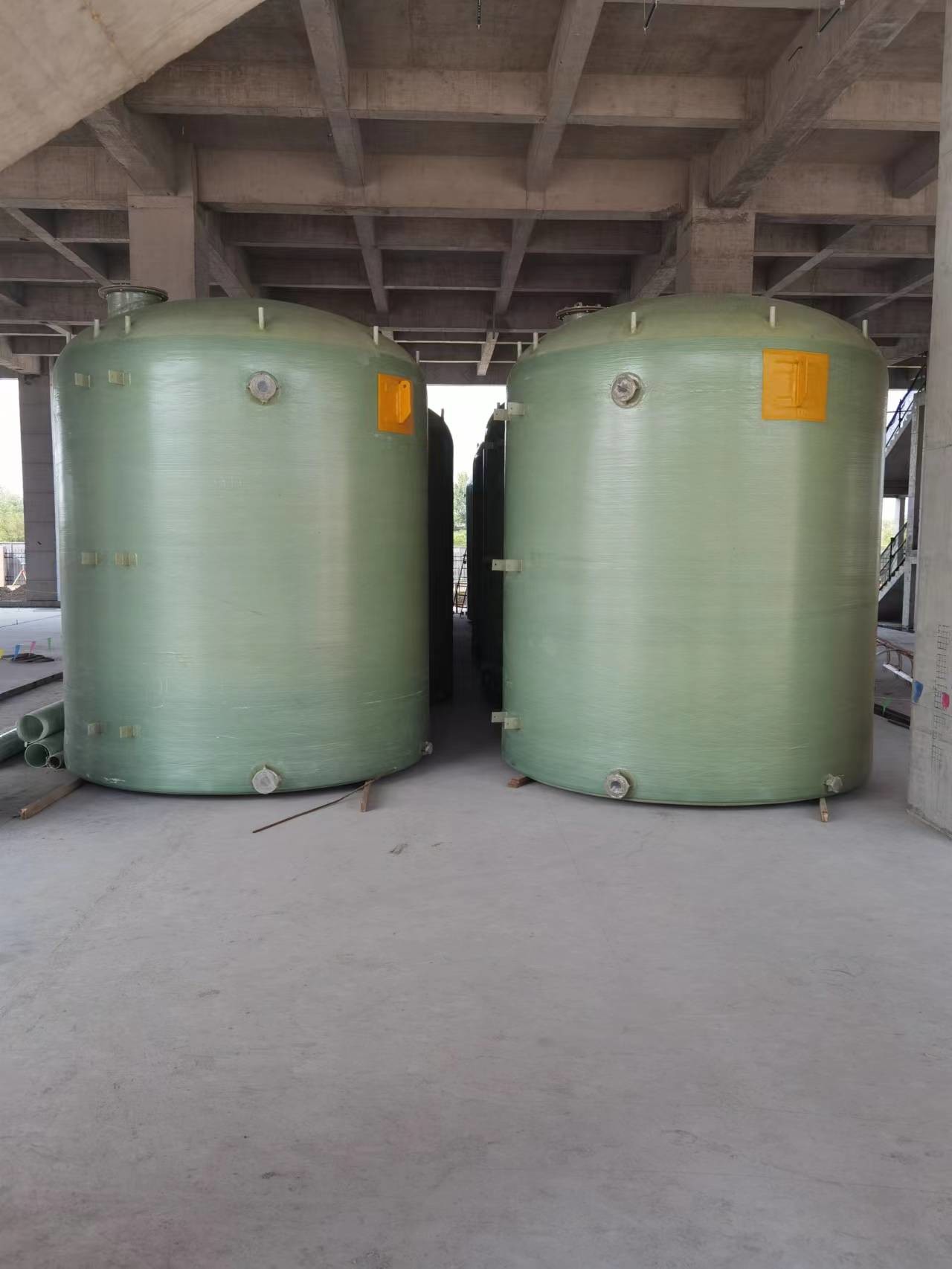 20000 Gallon Chemical Mixing FRP Storage Tank Rainwater Cylindrical Vertical