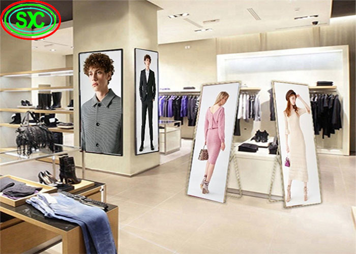 1200cd/sqm SMD2121 P2.5 Indoor Poster LED Display For Shop