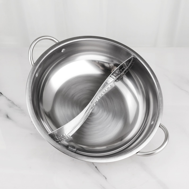 Long Service Life Kitchen Soup Pots Stainless Steel Material With Glass Lid
