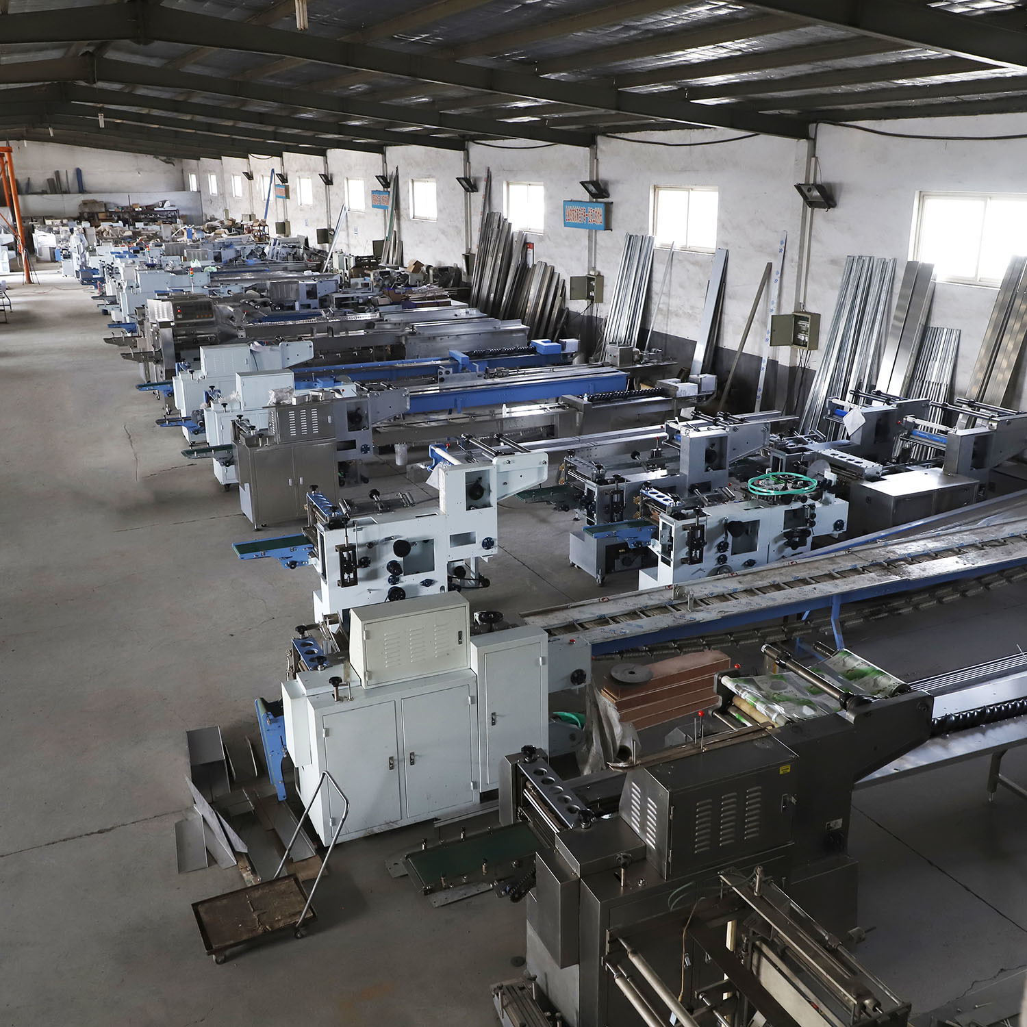 Sngle Phase 220V Noodle Packing Machine PLC Control Heat Shrink Film Packaging