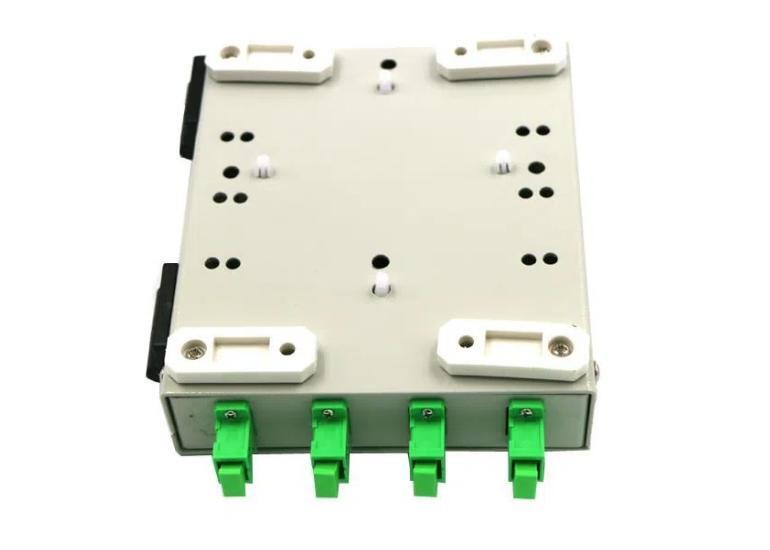 FTB Series Wall Mount Fiber Optic Terminal Box 4 Core FTTH With Apc Adapters