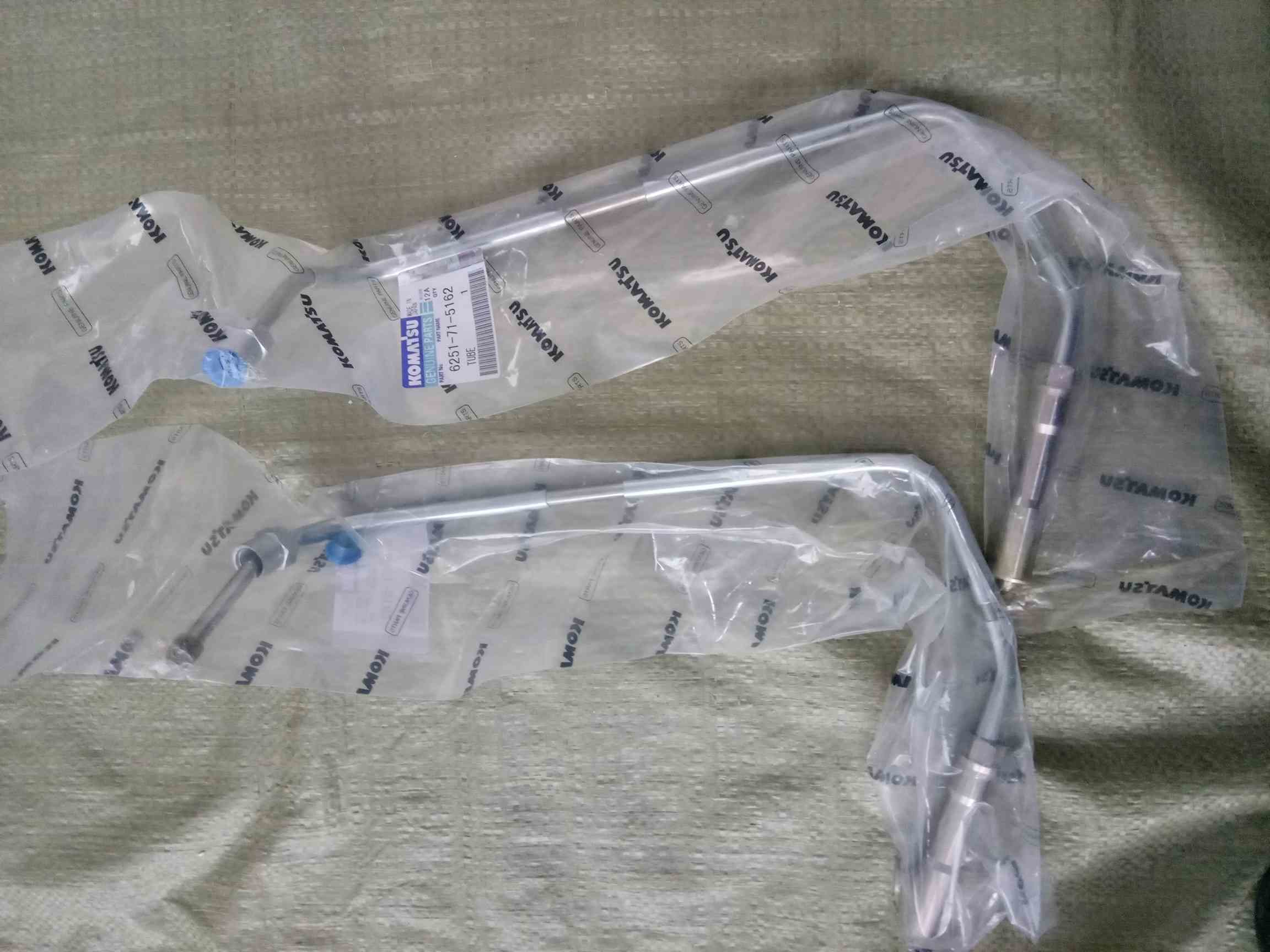 part No. :6251-71-4112 ,6251-71-5122,6251-71-5132,6251-71-5162. tube use for pc400-8 Fuel Supply Pump