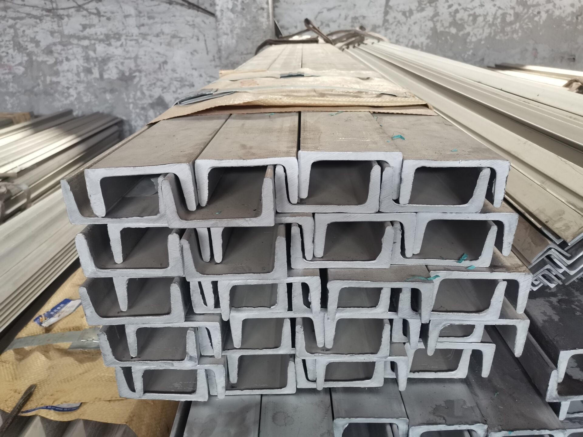 304 Stainless Steel U Channel Sizes Direct 6mm Hot Rolled