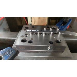 High Precision Metalworking Stamping Die | Durable Tool Steel Mold | Custom Design for Automotive & Electronics | Long Service Life