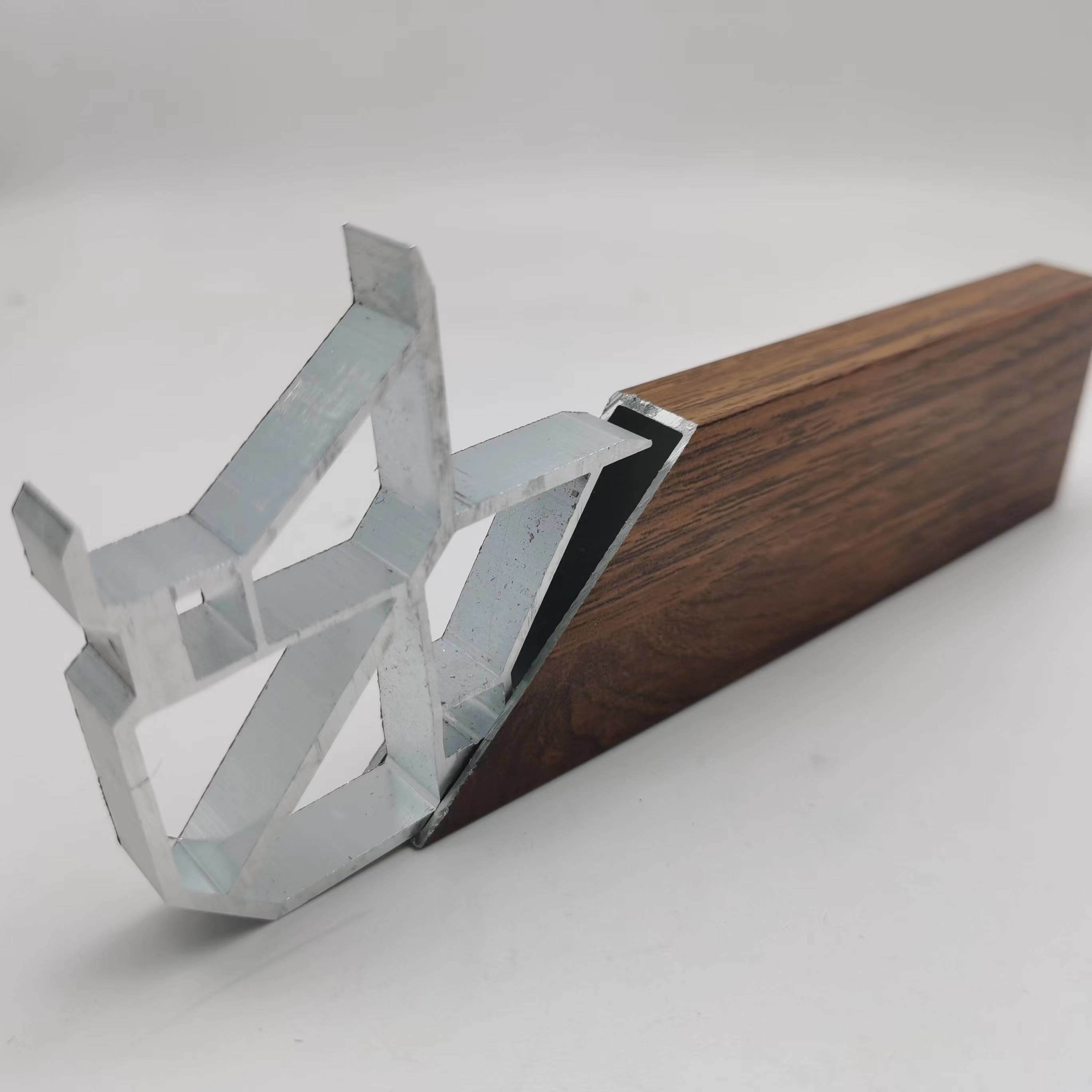 6063-T5 Primary Aluminium Corner Joint For Window And Sliding Door In Vietnam