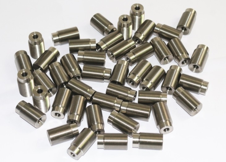 CNC Machined Stainless Steel Threaded Insert Nuts With Anodizing Powder Coating