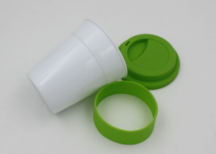 Custom Printed Colorful Plastic Coffee Cup With Silicone Lid And Grip 350ml