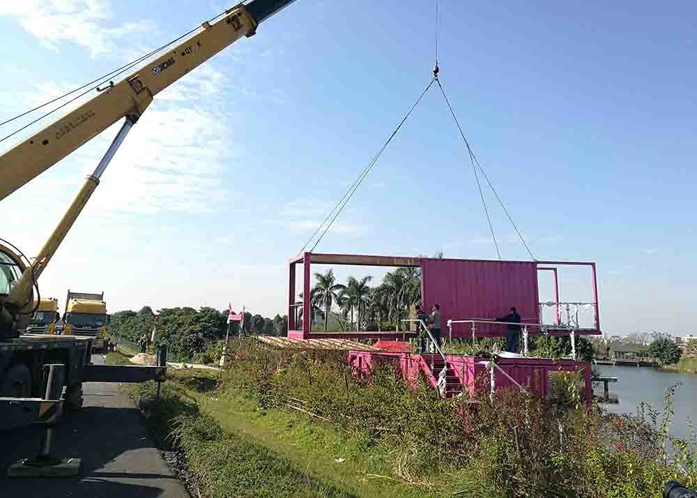 Unique Style Custom Container House Complex Modular Container Homes Lake House Dwelling