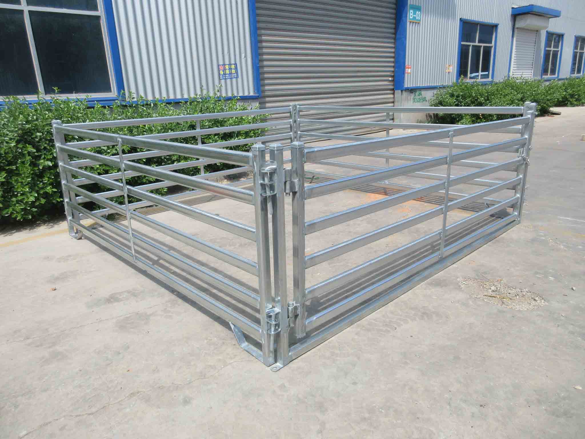 Portable Silver 6ft X 10ft Wire Cattle Panels Weather Resistant
