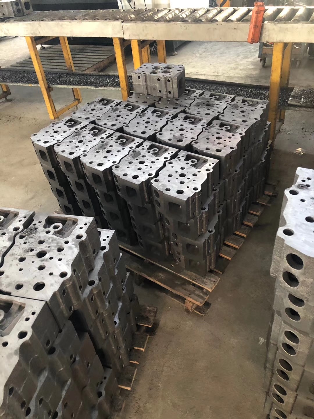 ISBE ISDE CE Cummins Diesel Engine Cylinder Block 5274410