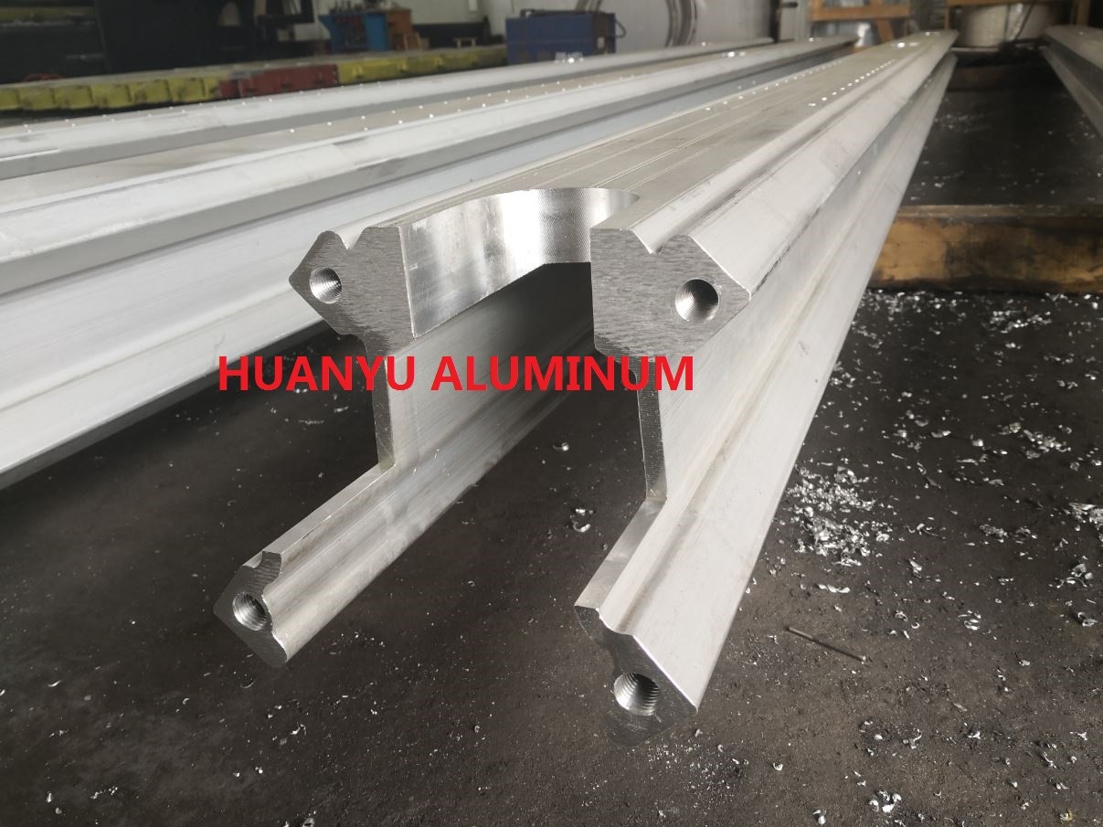 6310MM Long T6 7020 Aluminium Extrusion Bar For Blasting