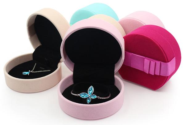 Colorful Faux Suede Jewelry Velvet Box Round Shaped Wedding Ring Box With