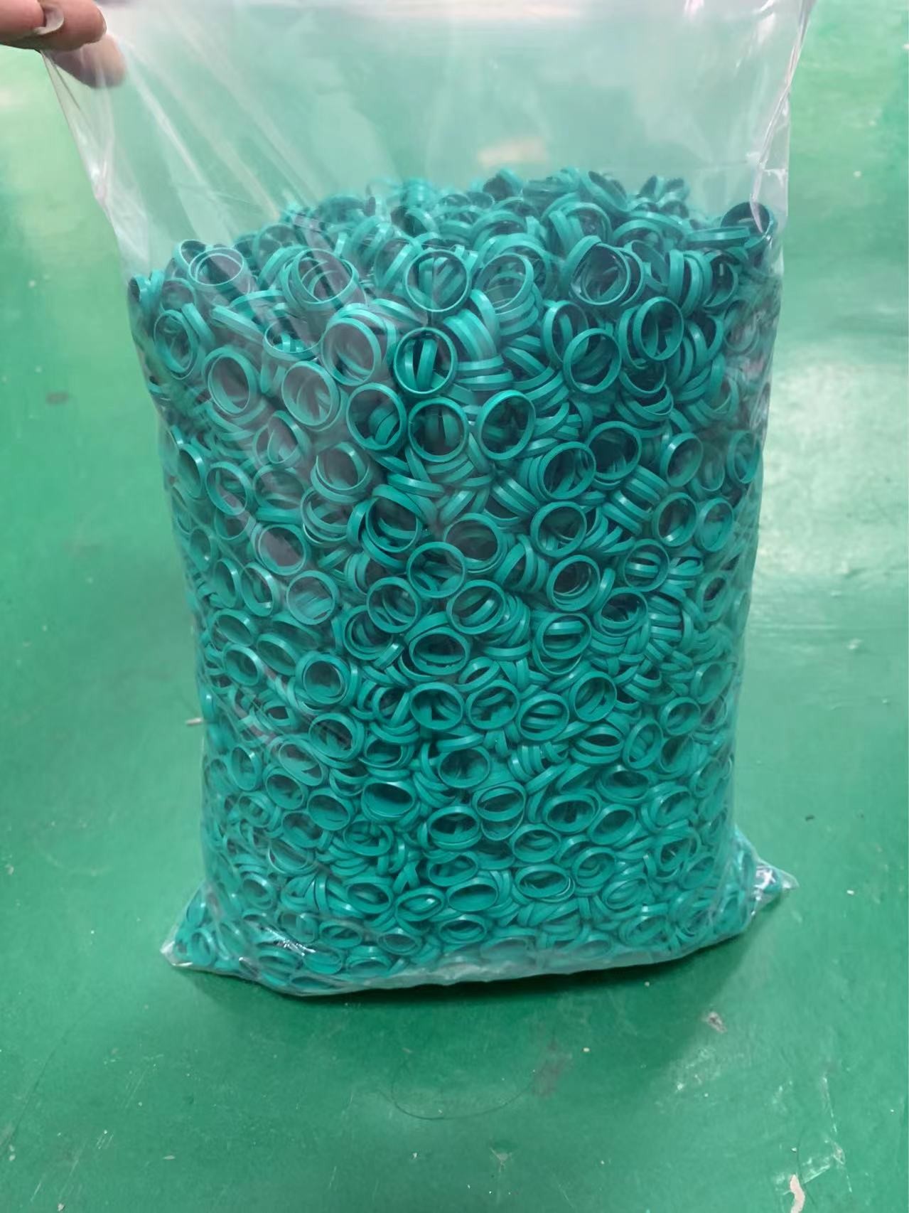 Customizable Rubber O Rings For Oil Gas Field Sealing Depend On Client Demand