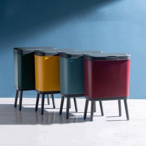 15Ltr PP Small Plastic Garbage Can Rectangular Trash Can On Legs