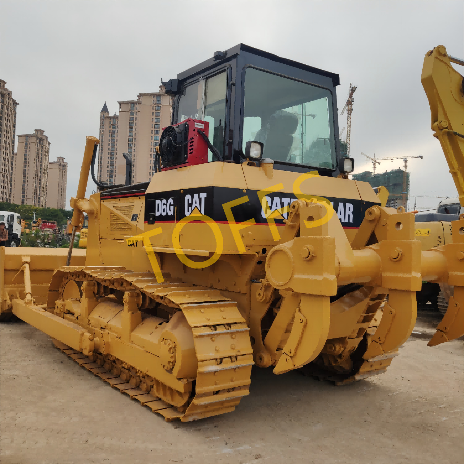 Medium Sized Used Earth Moving Equipment Bulldozer Caterpillar D6G