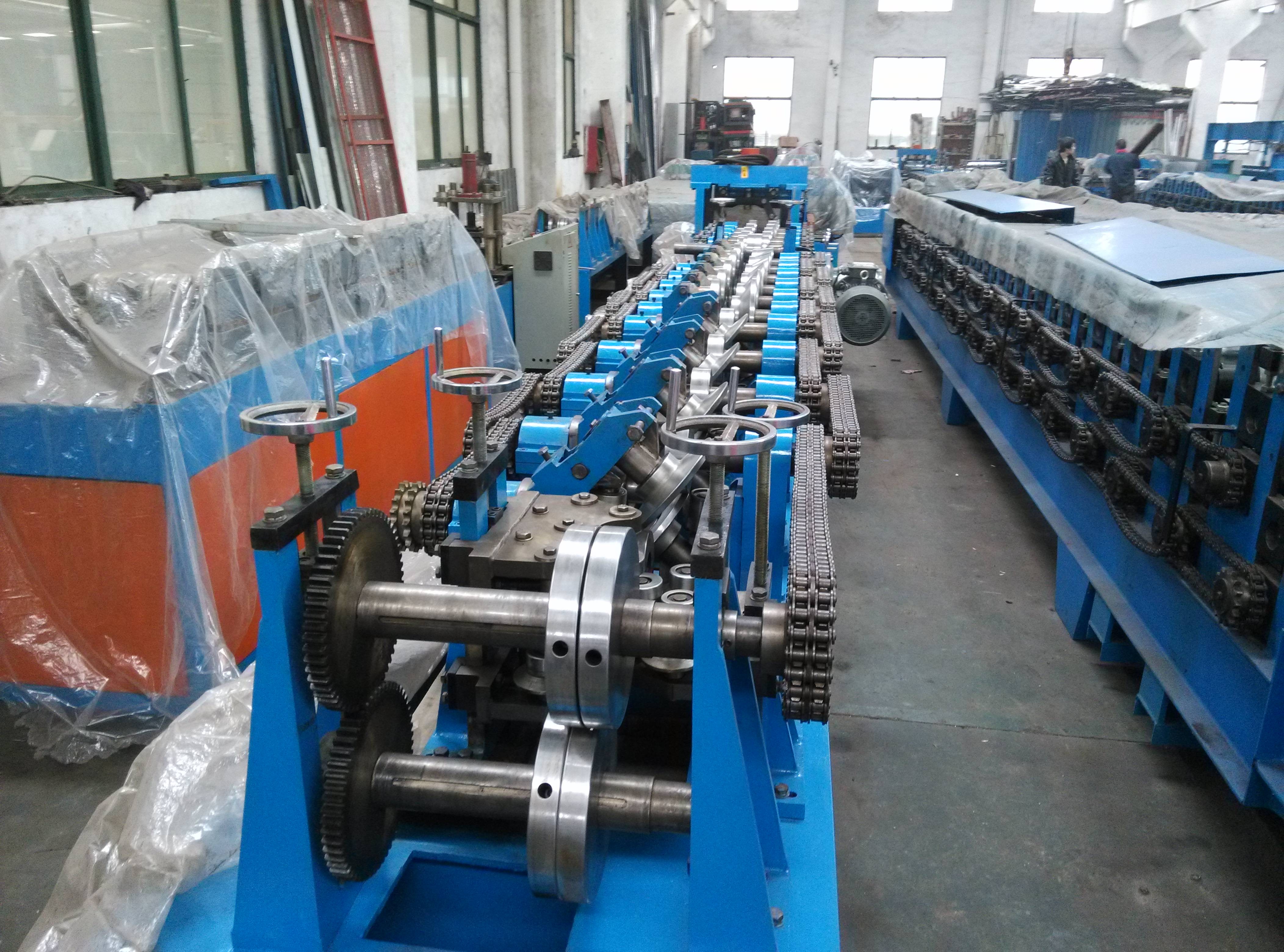 Solar Rack Cold Roll Forming Machine Q195 / Q235 Carbon Steel