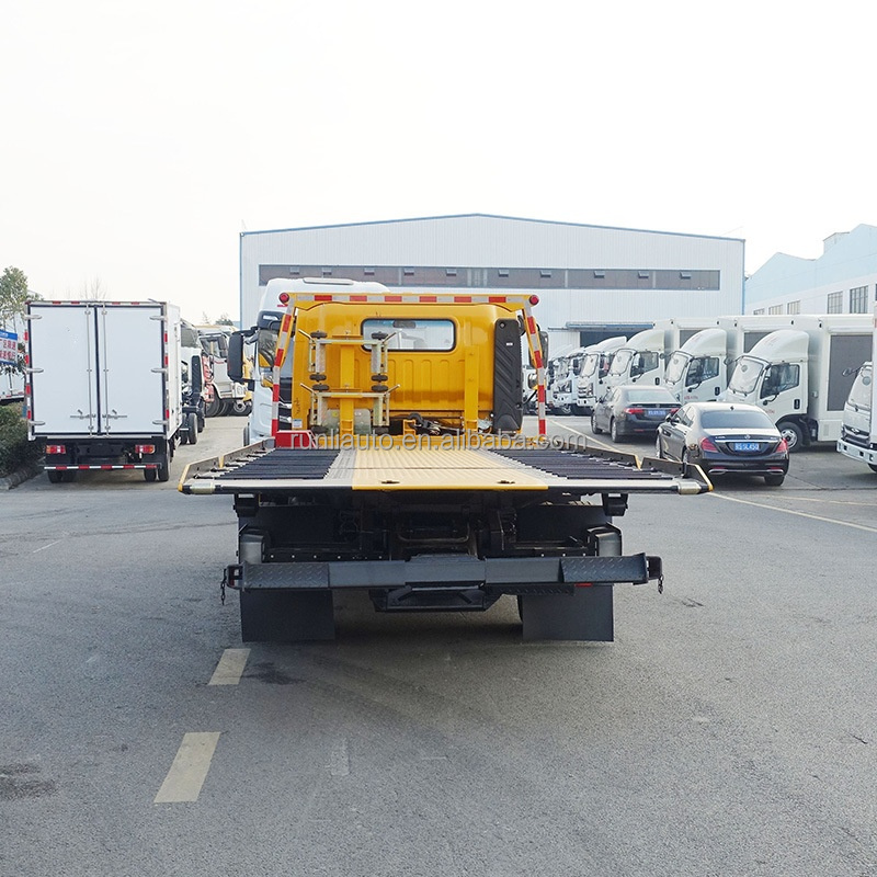 Factory Sinotruk Haoman Wrecker Truck Small Mini Light Duty 5 Ton Flatbed Platform Tow Wrecker Truck
