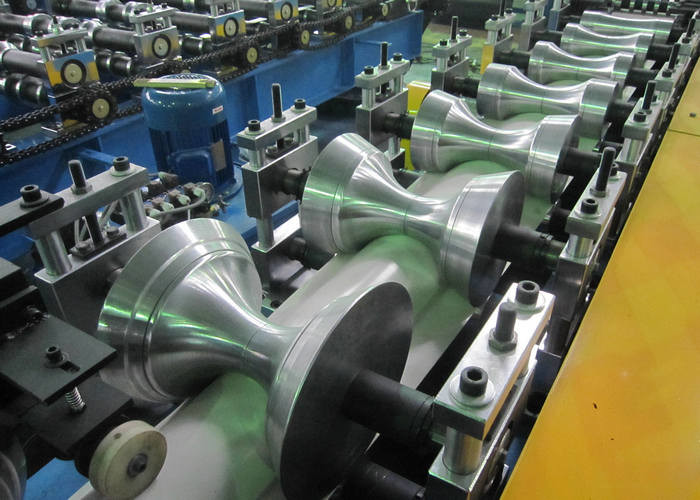 SQ-Top Ridges Cap Roll Forming Machine 8-12m/Min Speed PLC Control Machine