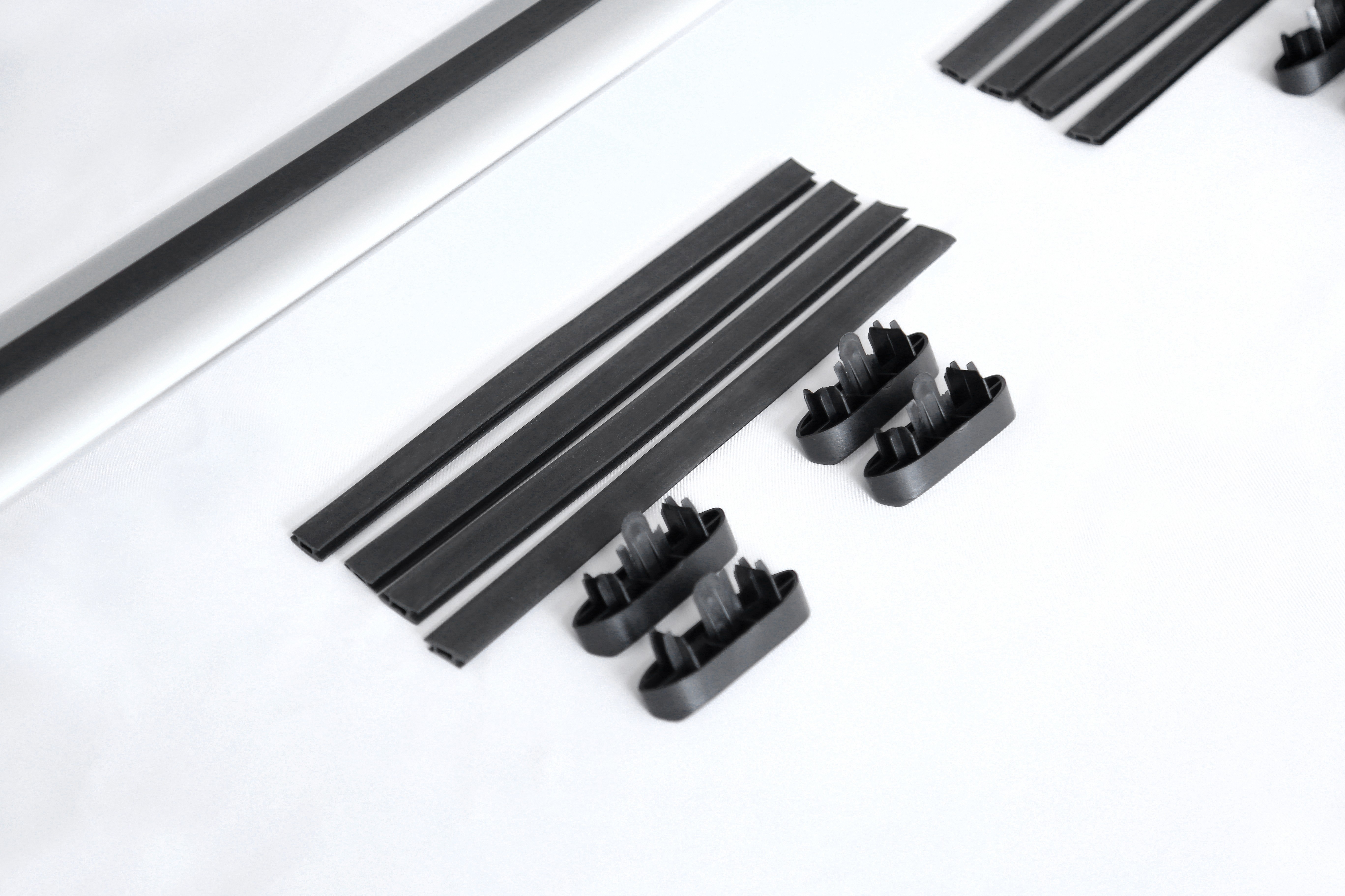 Adjustable Roof Rack Cross Bars 94cm-117cm Power Coating