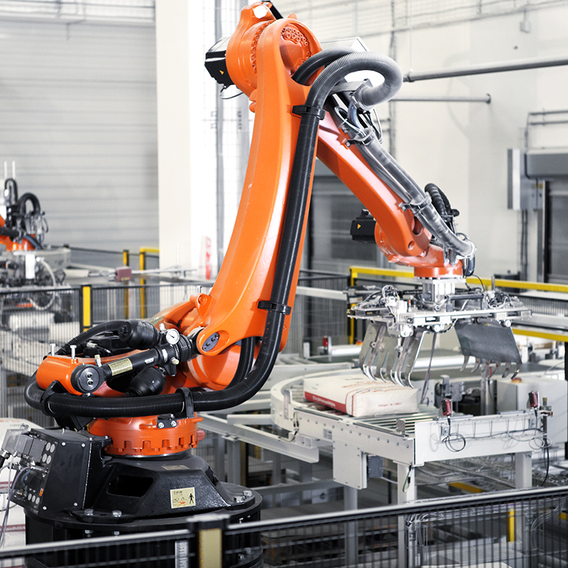 KUKA Palletizing Robot KR 240 R3200 PA With CNGBS Guide Rails As Automatic Palletizer Industrial Robot Arm