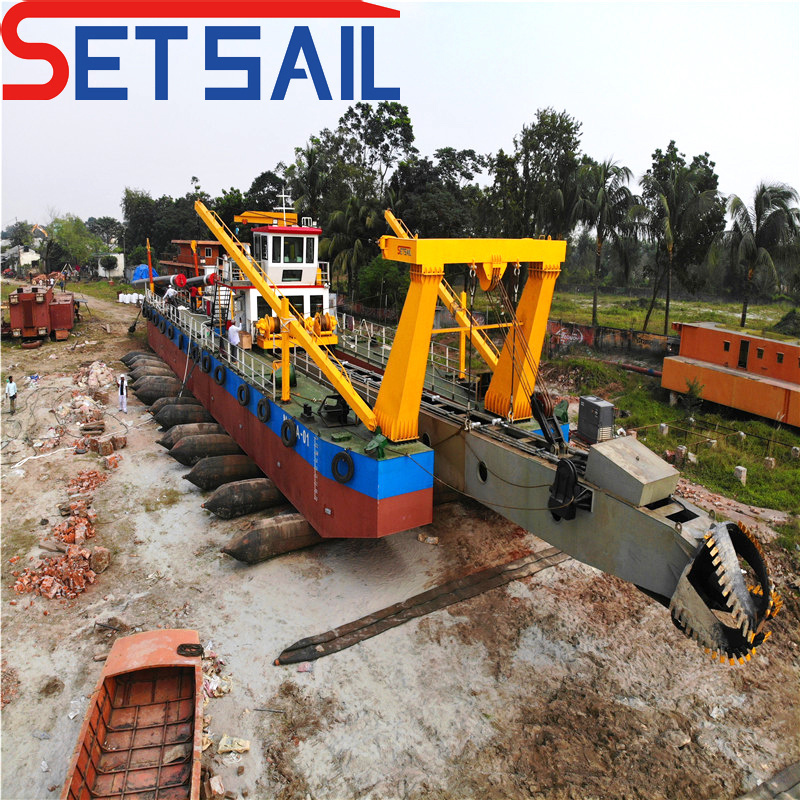 Diesel Engine Dredging Machinery Cutter Suction Dredger