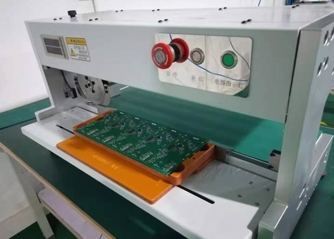 High Performance Customized PCB V Cut Machine PCB Depanelling Machine PCB Separator