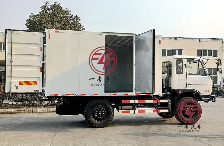4-6L Engine Capacity 4X4 6X6 LHD RHD Off-Road Cargo Truck for Your Heavy Loads