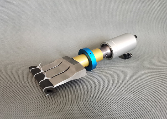 Digital 800W Ultrasonic Rubber Cutter 40Khz With Titanium Blade