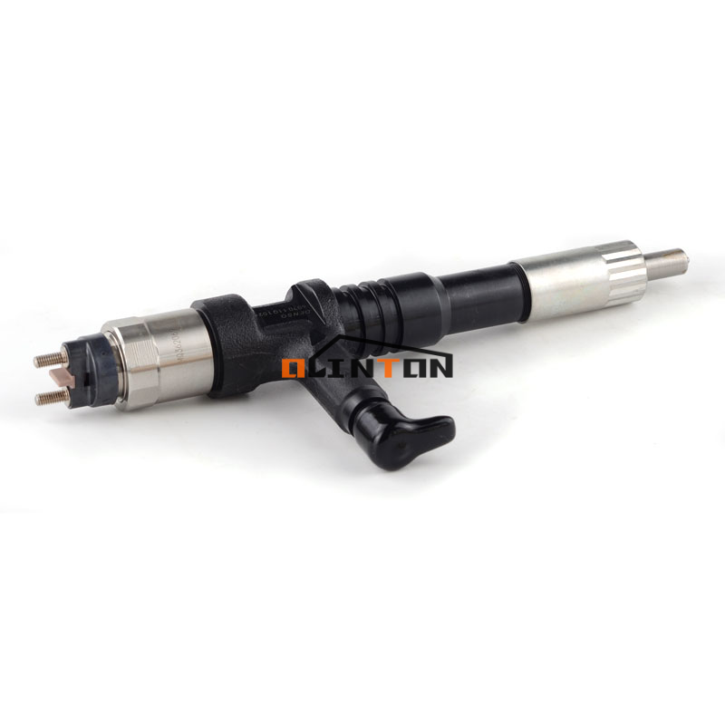6251-11-3100 095000-1211 Excavator 6D15E Engine Injector for Komatsu PC400-8 PC450-8