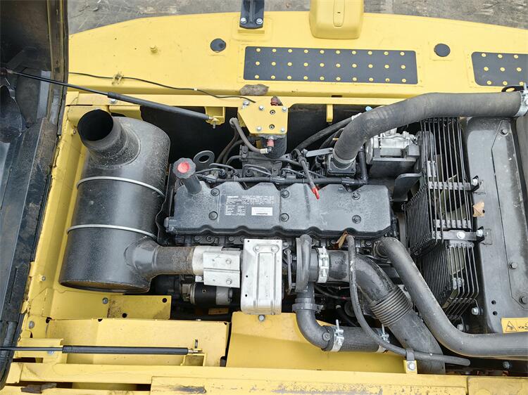 Original Hydraulic Valve Used Komatsu PC200-7 Crawler Excavator 19900KG Operating Weight