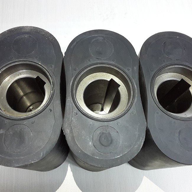 11-55KW Gear Lobe Vacuum Pump Anti Abrasion With Plastic Coated
