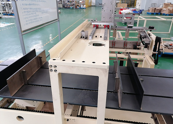 Programmable Auto Bagger 30ppm Adult Diaper Packing Machine