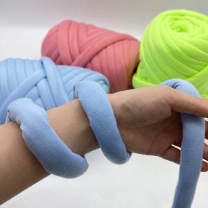 1/0.03NM Bulky Hand Arm Knit Yarn Soft Texture For Pet House, Craft DIY Blanket
