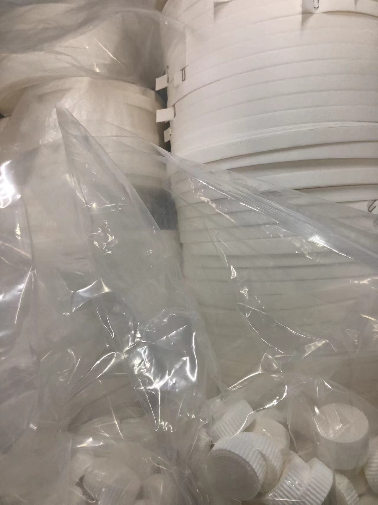 Durability 2-Level Cotton Absorbent Filter Paper White Color GB/T18830-2009 Safety Standard