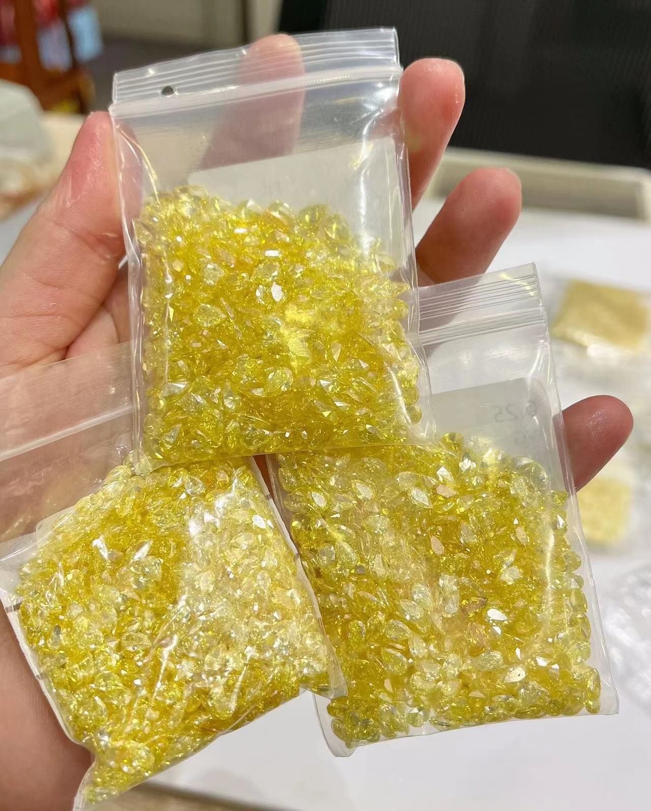 VVS-VS Lab Grown Melee Diamonds HPHT Yellow Lab Created Diamonds