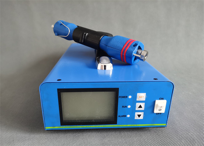 Handgun 28Khz Ultrasonic Spot Welding Machine Thermoplastic For Auto Industry