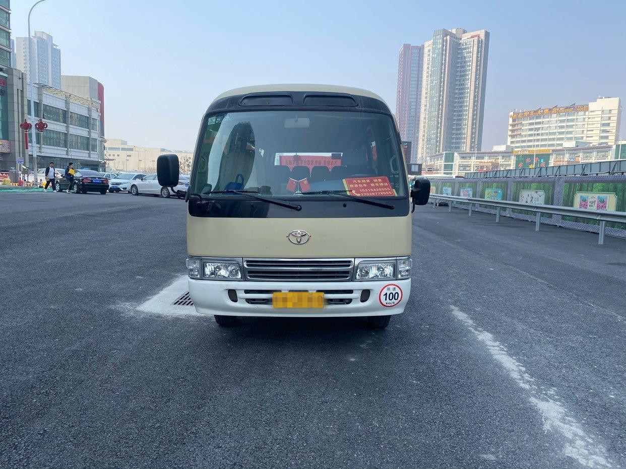 Second Hand Mini Coaster Bus Toyota 1hz 6 Cylinder Engine With 23 Seats