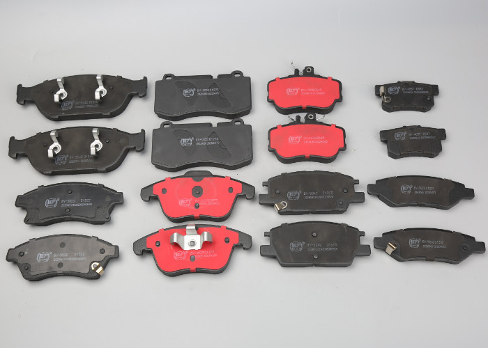 NAO Ceramic D930 GDB3379 GDB7684 Disc Brake Pads