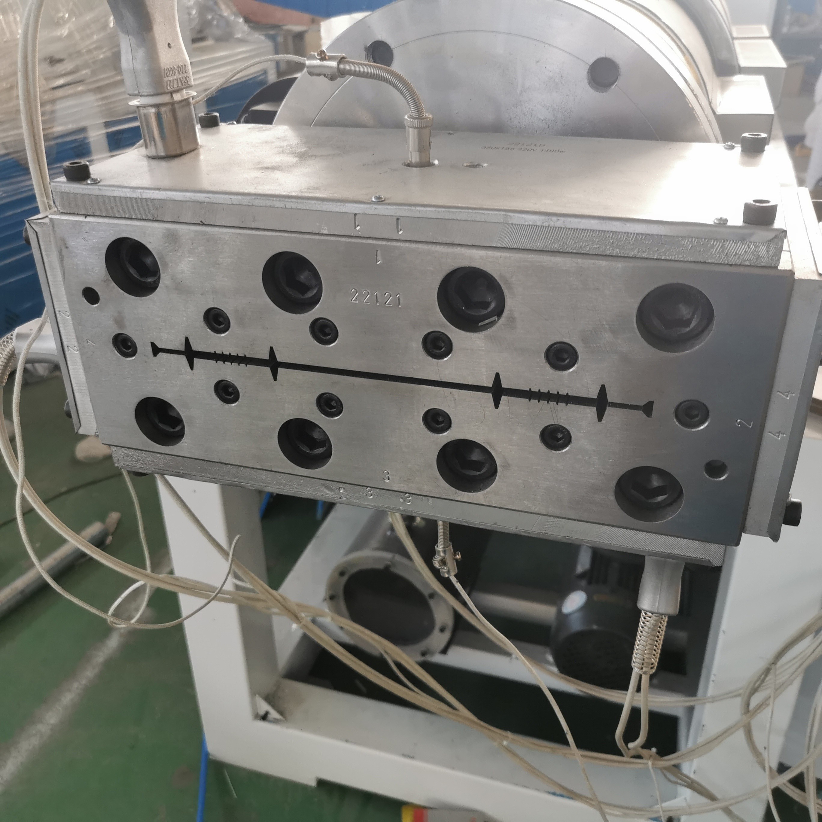 High-Performance and Professional Plastic Profile Extrusion Machine for Waterstop Manufacturing