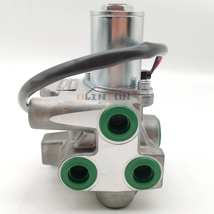 Excavator Hydraulic Pilot Operated Valve 4609630 For Hitachi ZX120-3 ZX200-3 ZX210-3 ZX330-3 ZX350-3