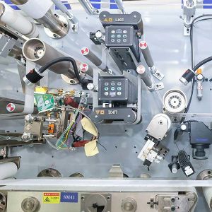 Full Automatic Baby Diaper Making Machine Intelligent System with Professional