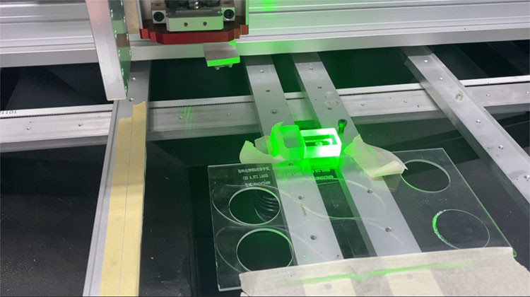 400*400mm Area Glass Laser Drilling Machine 10W 30W 45W With Green Nanosecond