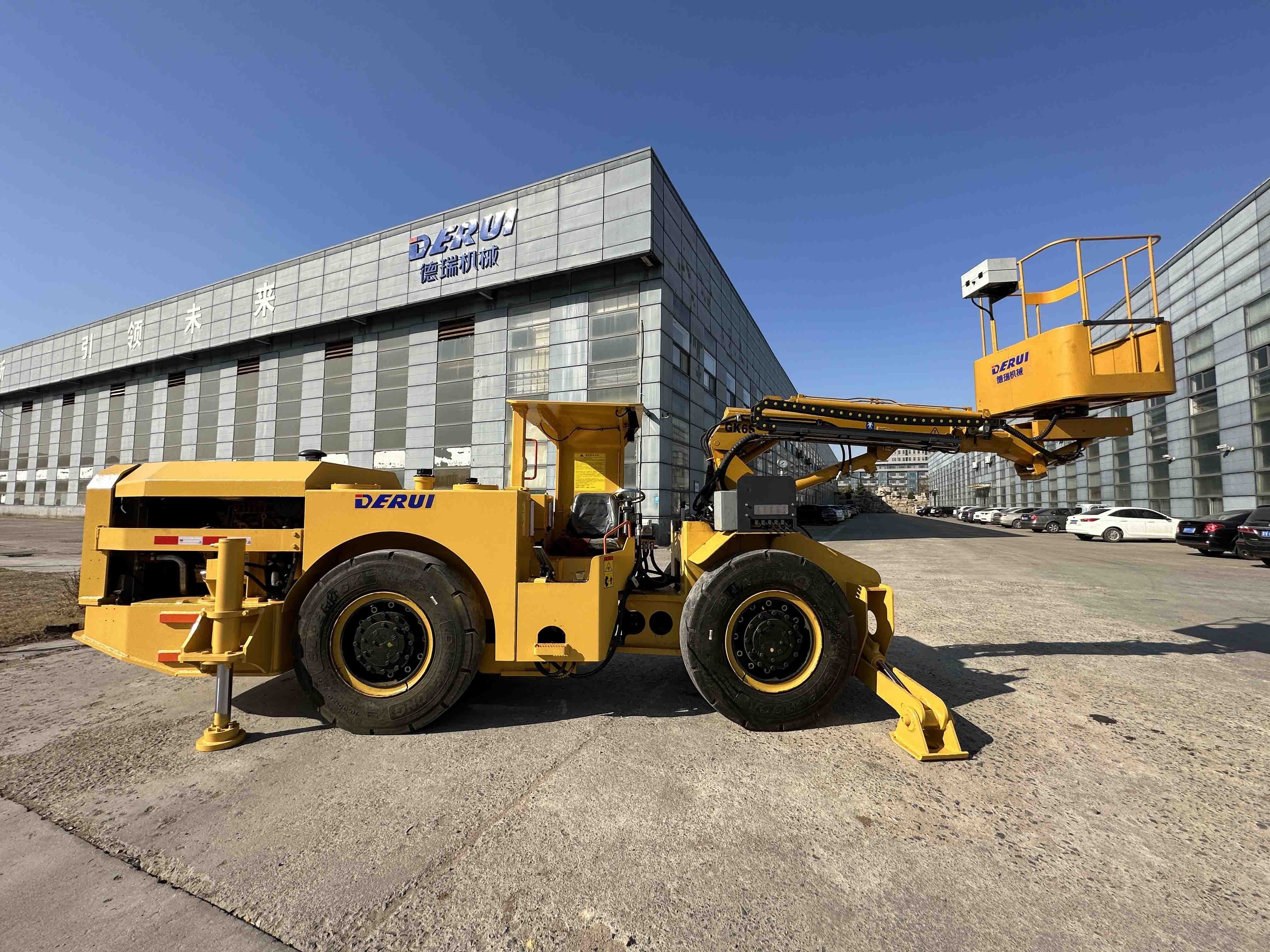 Compact Lifting platform vehicles Diesel engine underground operation equipment 200 kg weight lifting