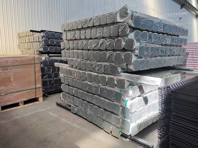 6 Gauge Pvc Coated L2500MM V Mesh Security Fencing