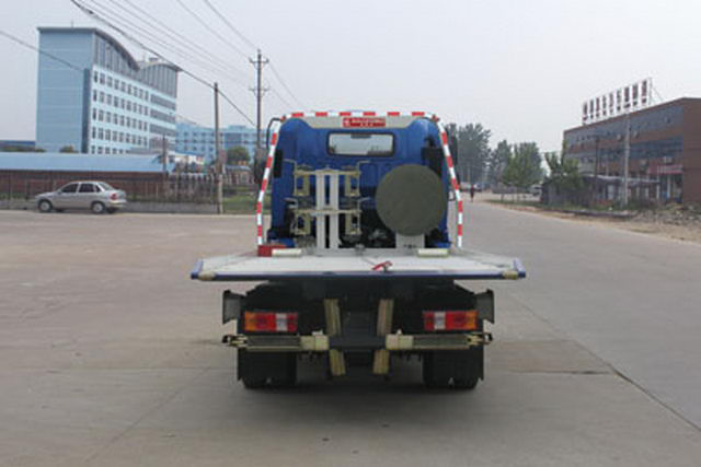 4x2 6TIRES EuroII 3-5tons Light Duty Wrecker Tow Truck For Broke Car Drag & Transfer With Cummims Engine