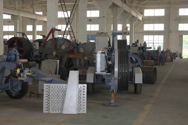 Max Intermittent Pull 45kN Overhead Line Hydraulic Tension Stringing Equipment