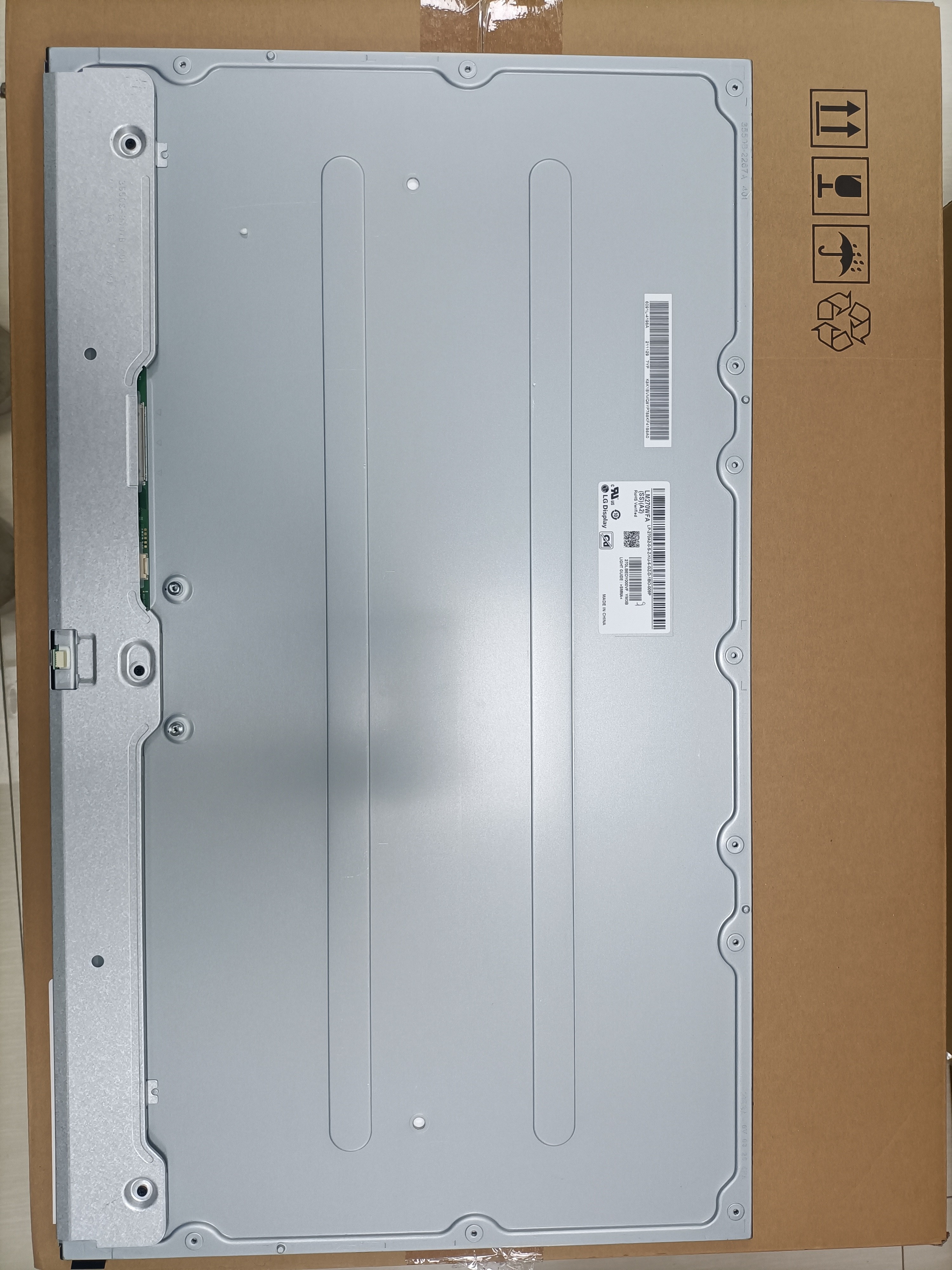 LM270WFA-SSA1 LG Display 27.0" 1920(RGB)×1080, 300 cd/m² INDUSTRIAL LCD DISPLAY