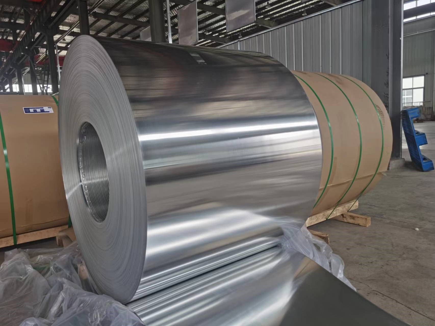 Z275g SGC570 G550 Galvanized Steel C-Profile/C-Channel/Purlin/Light Steel House Steel Slit Coils Spangle Steel Strips