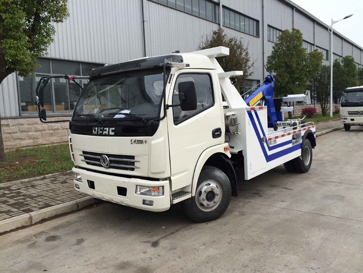 Max Torque 505/1500 N.m/rpm Mechanical Properties Flatbed Tow Truck Wrecker