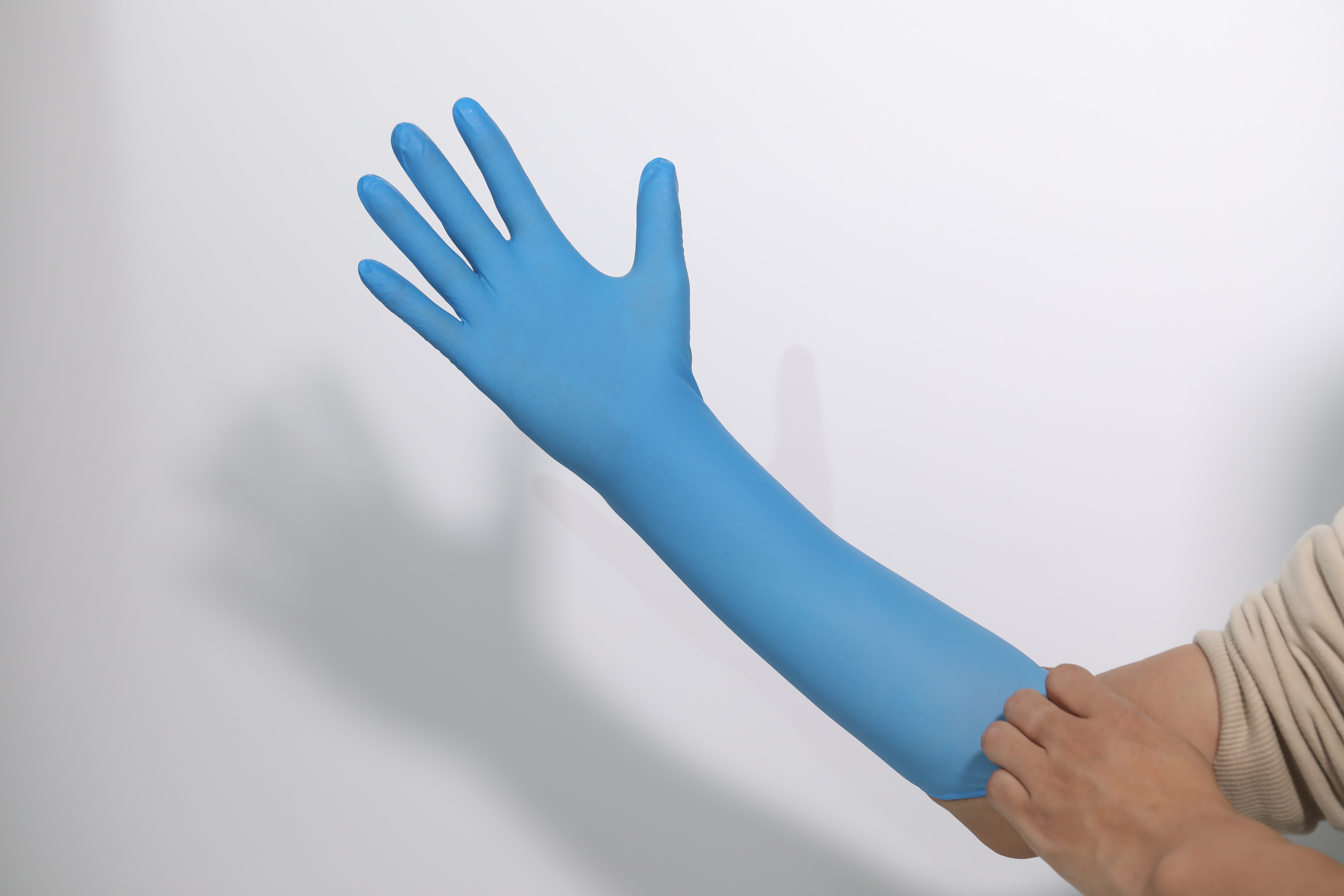 High Quality Free Samples Sky Blue Disposable Wholesale Medic Powder Free Long Sleeve Non Sterile Nitrile Gloves
